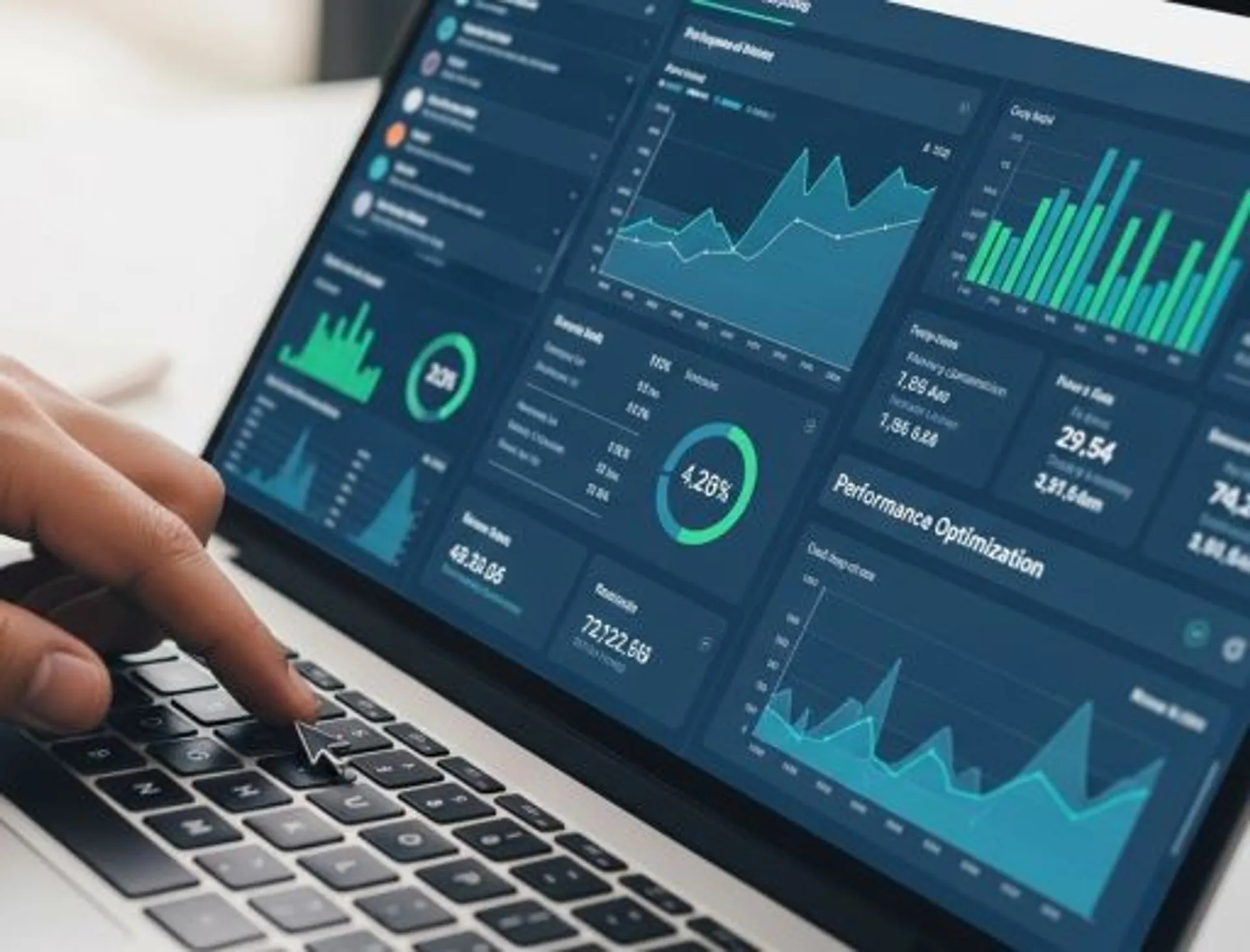 PPC Expert with Laptop